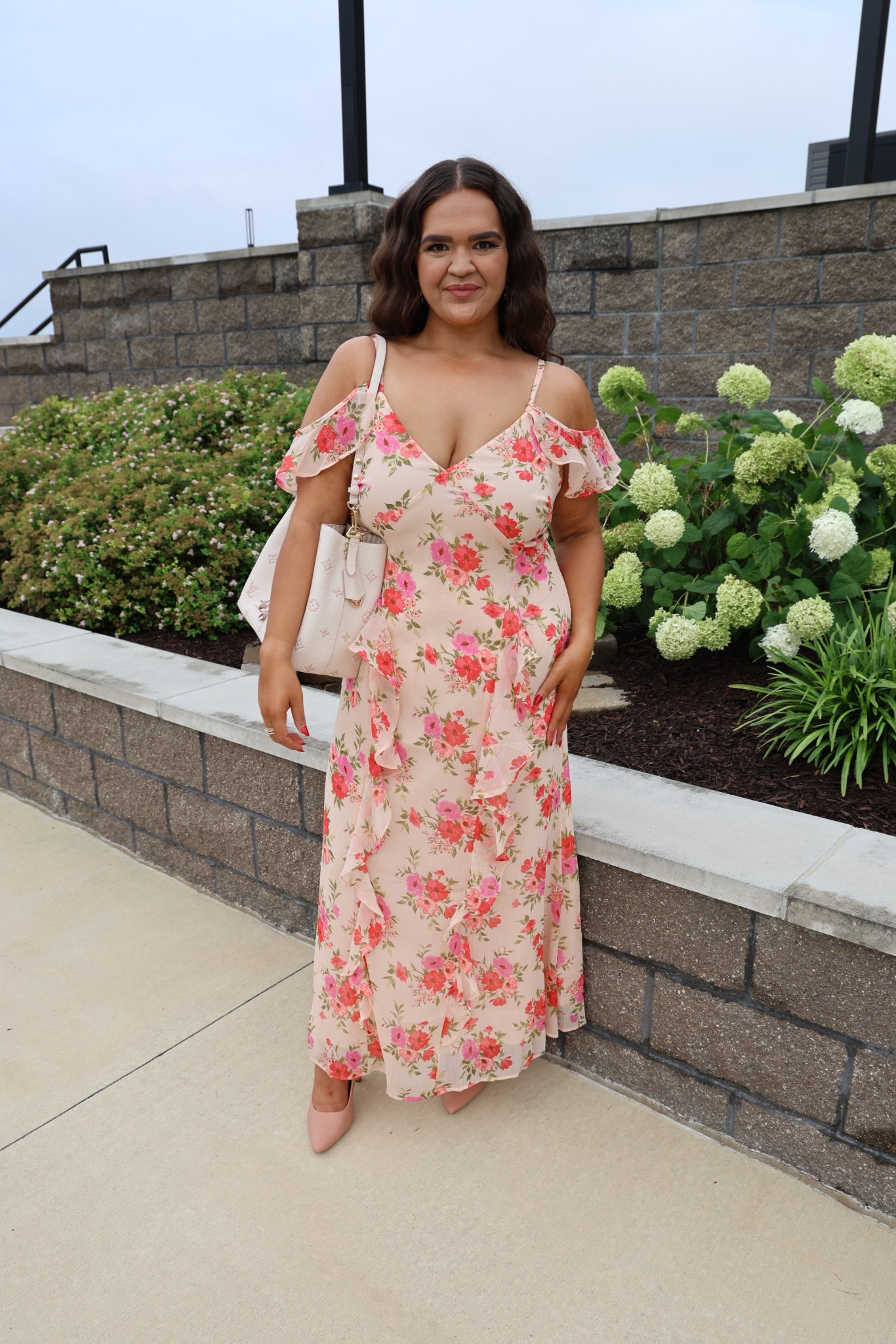 The perfect summer wedding guest dress! And it’s 50% off right now! 

#LTKSaleAlert #LTKMidsize #LTKSeasonal