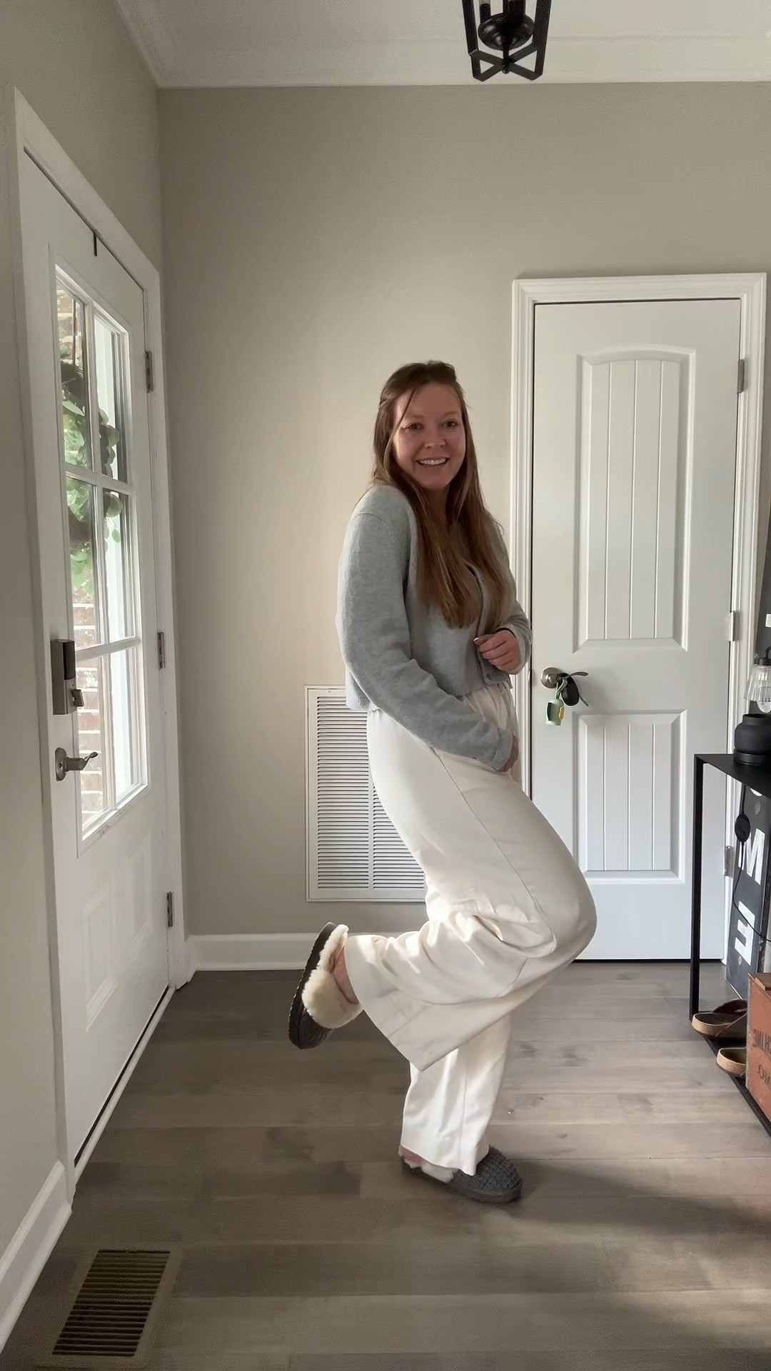 Cropped cardigan / tts wearing a medium 
Drawstring pants / tts wearing a medium 
Ugg slippers 

#LTKdayinmylife #LTKootd #LTKWorkwear