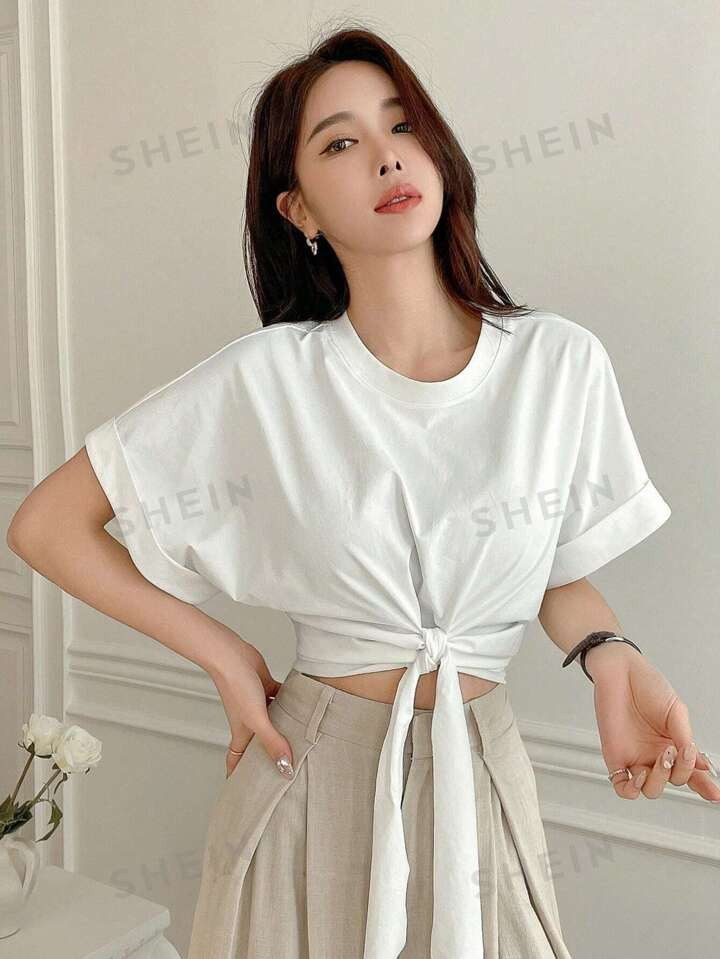 DAZY Women's Knotted Hem Batwing Sleeve T-Shirt | SHEIN