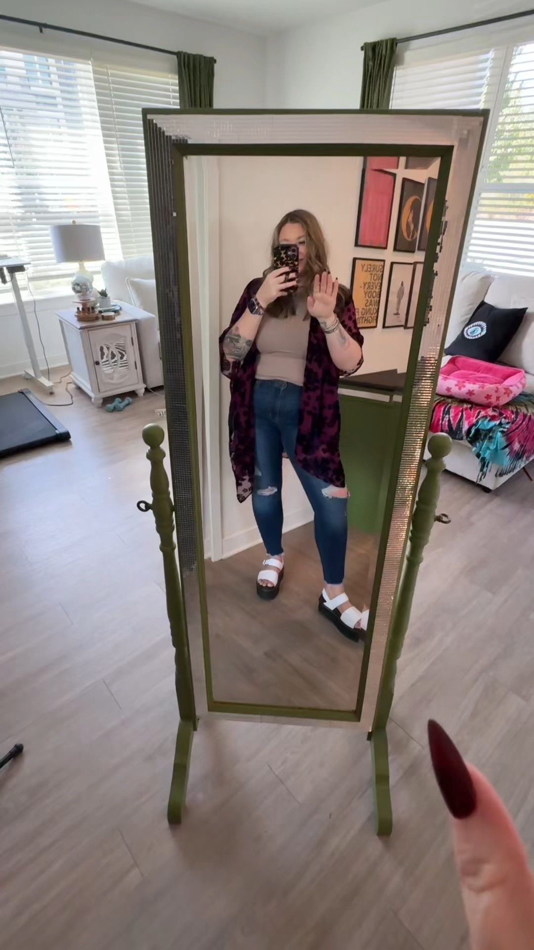 This kimono and this outfit is the perfect fall outfit. Well for late summer early fall. It’s not too hot and not too cold. This kimono is sheer and it’s the perfect length and it has velvet on it too. comes in many different color options. #kimono 


#LTKSeasonal #LTKMidsize #LTKFallSale