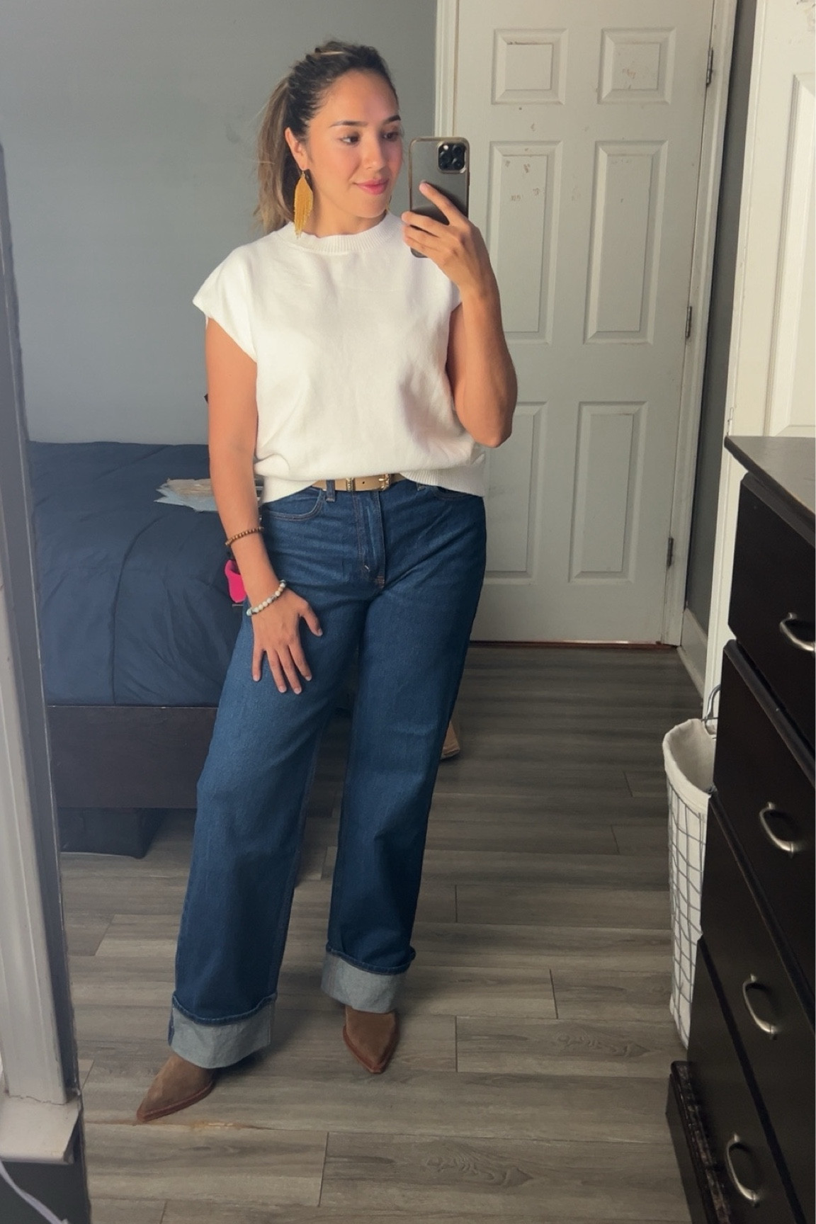 Fall transition outfit 

Western, boots, sweater, crew neck, suede, jeans, Amazon, Abercrombie jeans 

#LTKStyleTip #LTKOver40 #LTKSeasonal