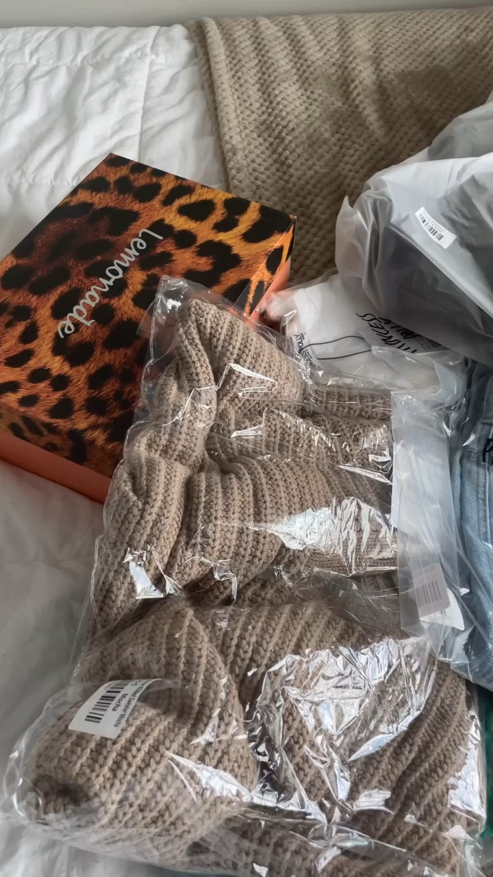 Small princess Polly haul (excuse the nails I’m still moving) 🤍🤍 princesspollyboutique

#LTKWorkwear