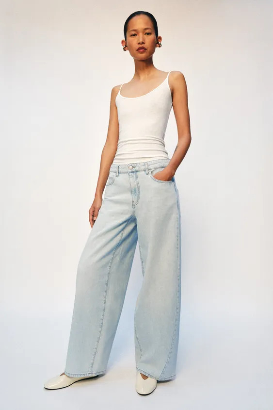 ZW COLLECTION LOOSE BARREL MID-RISE JEANS | Zara US