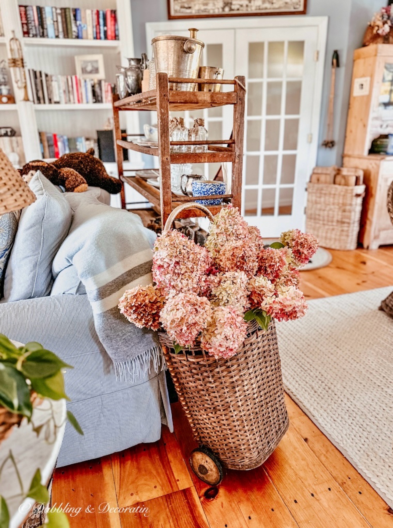 Fall Hydrangeas Decorating Guide For Pink Blooms

#LTKSeasonal #LTKHome