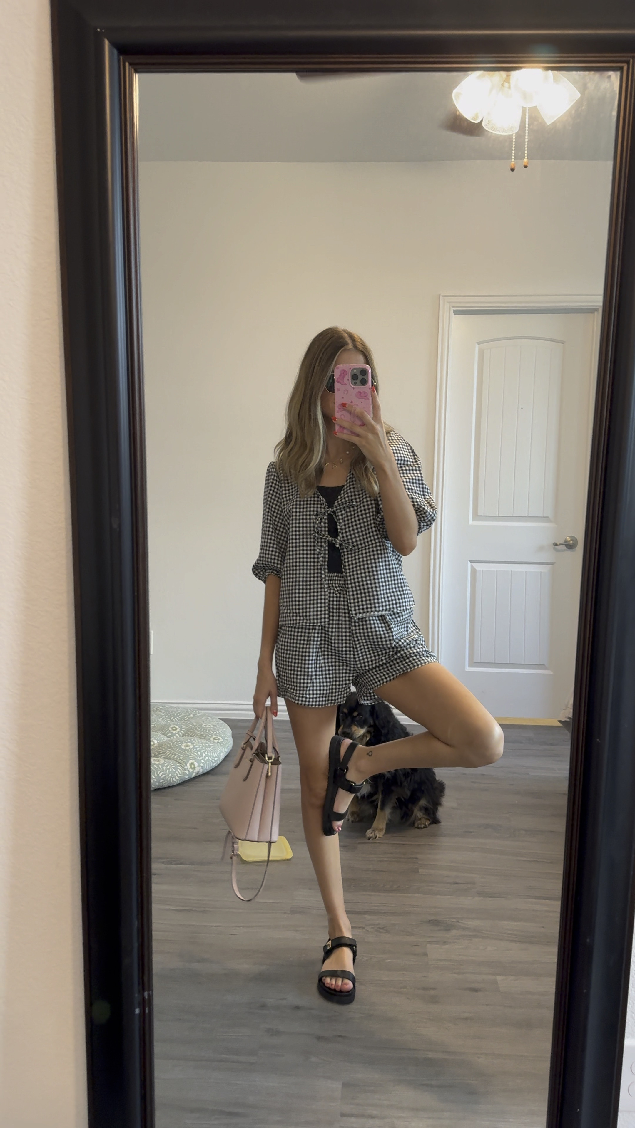 Amazon | Michael Kors | Steve Madden 

Just saw Michael Kors is having a huge sale!! This bag is less than $100 and others are on sell for less than $80 

#LTKFindsUnder50 #LTKFindsUnder100 #LTKSaleAlert