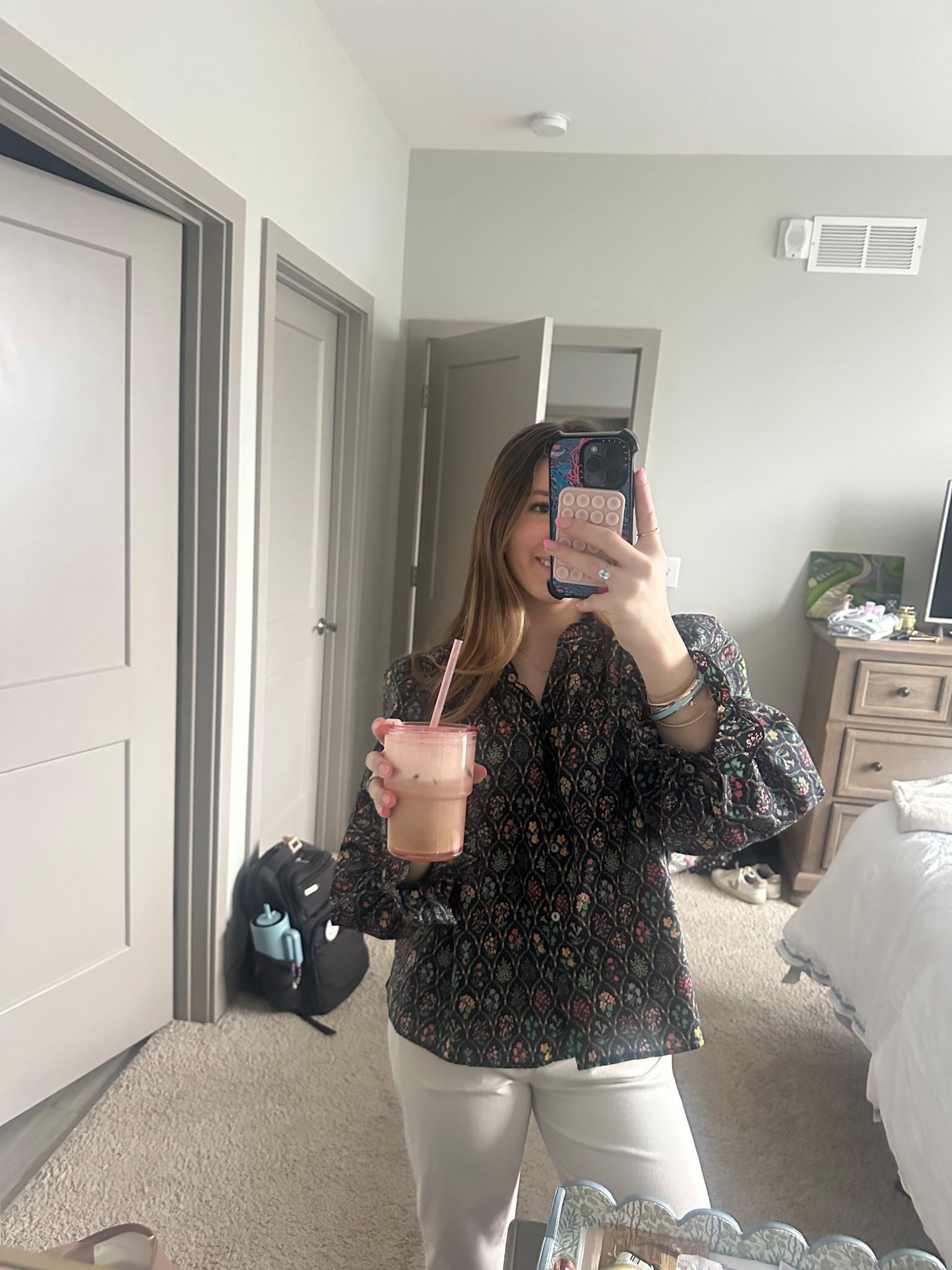 Love a good blouse from ENTRO! I’m wearing a size small in this long sleeve button-down. ￼

#LTKootd