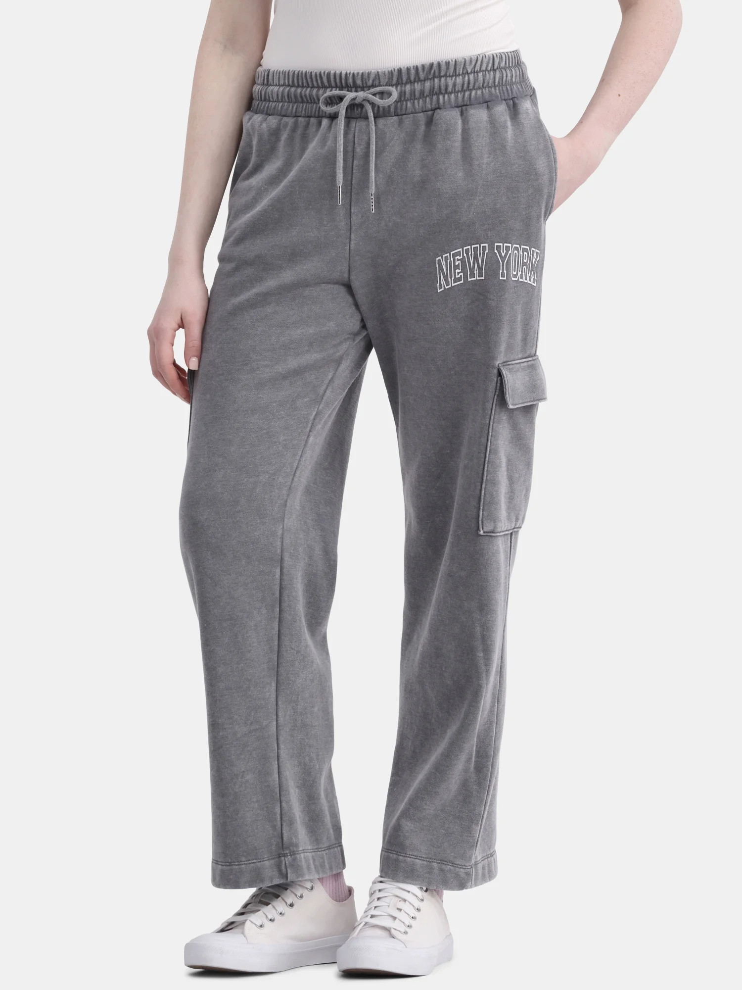 No Boundaries Washed Cargo Sweatpants, 29.5'' Inseam, Women's and Women's Plus | Walmart (US)