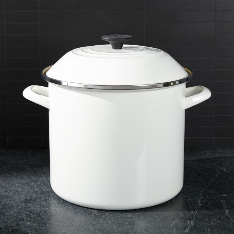 Le Creuset White 10-Quart Enameled Stockpot + Reviews | Crate & Barrel | Crate & Barrel