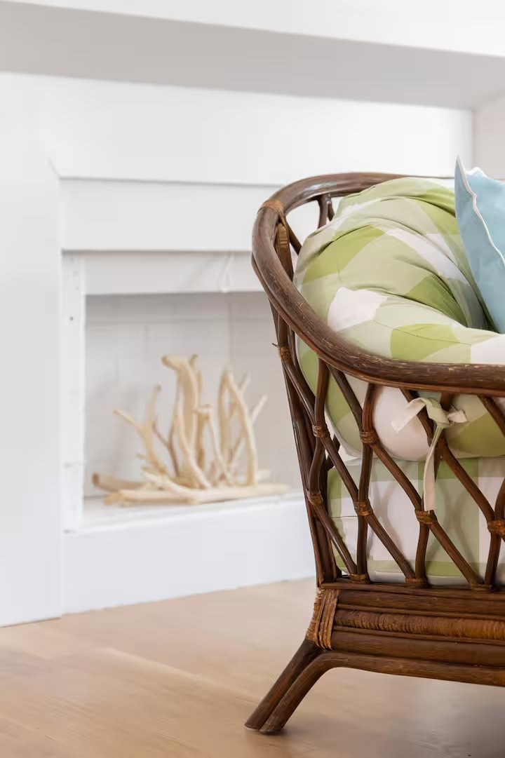 early morning trip down the Cape to deliver a couch after an emergency repair.

#LTKHome