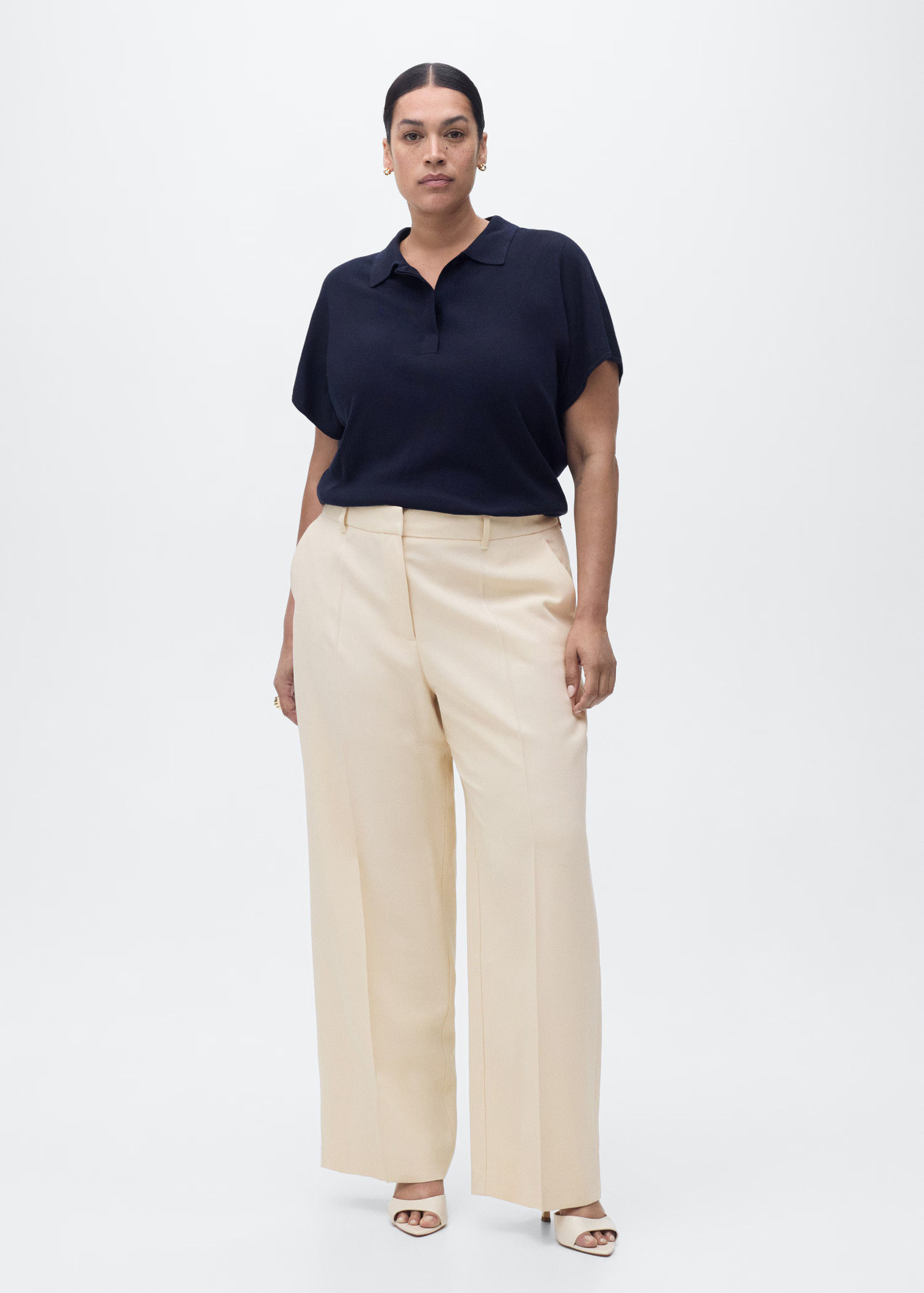 Straight mid-rise trousers | MANGO (UK)