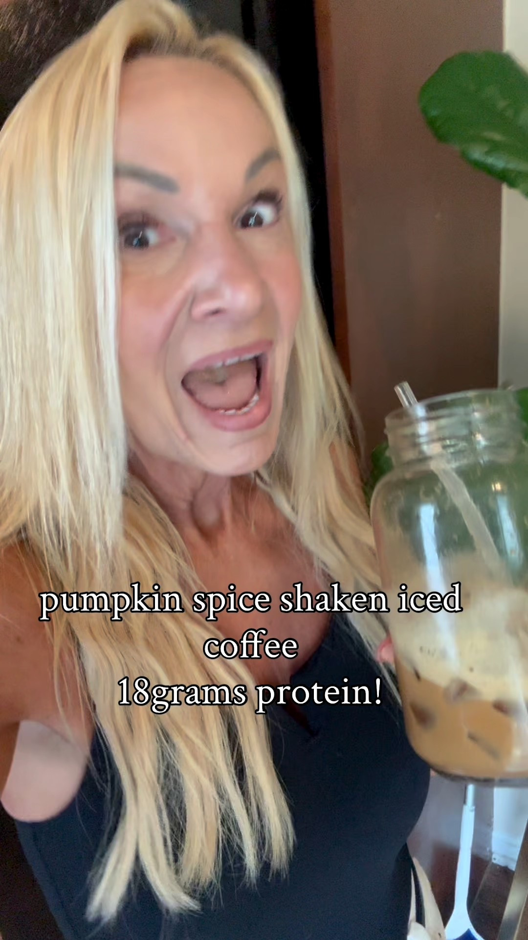 PUMPKIN SPICE SHAKEN ICED COFFEE 🎃 18 grams protein, 110 calories 

1 tablespoon instant coffee (I used decaf)

1 scoop pumpkin spice collagen peptides from Further Food

1 cup water 

1 tablespoon creamer (I used Chobani sugar free sweet cream 

ice

Combine first four ingredients in jar or cup with secure lid and shake until frothy. Add ice and enjoy!! 

xoxo
Elizabeth 




#LTKSeasonal #LTKHome #LTKOver40