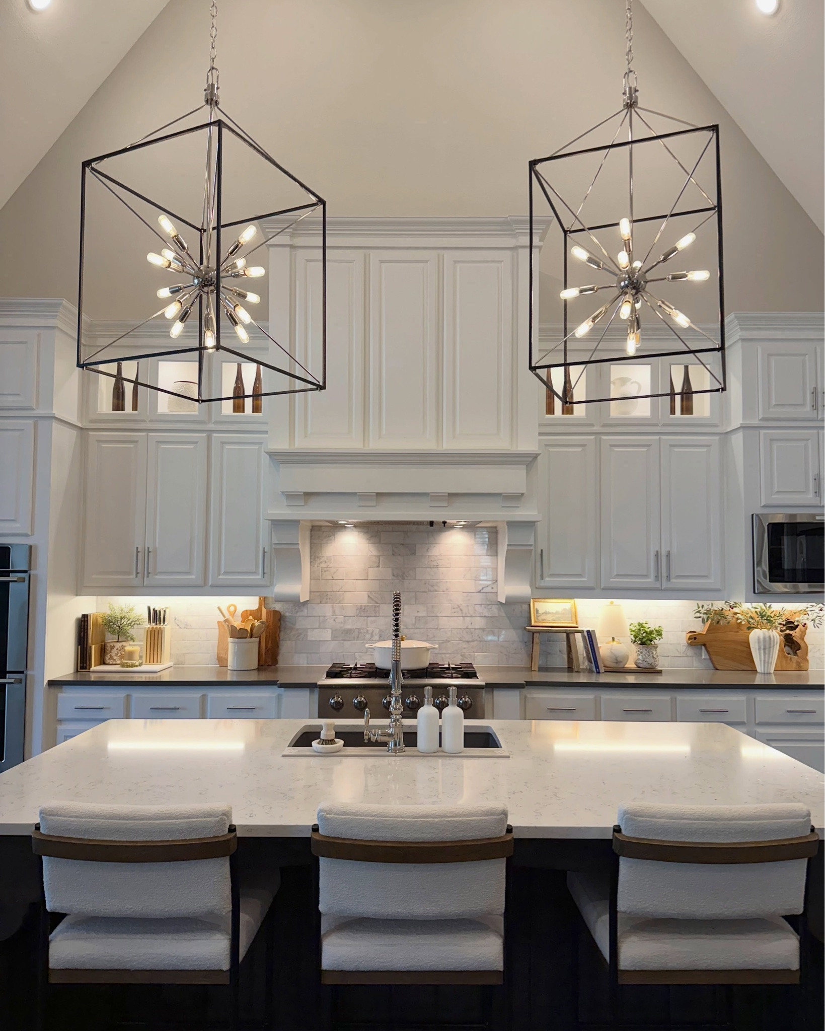 My kitchen is one of the most used spaces in our home, so I’m always looking for finds that make it feel more elevated and function better for everyday life. These are the Amazon kitchen finds I actually use on repeat! ✨

Follow @homesimplycurated for more of my favorite home finds 

#amazonhomefinds #kitcheninspo #homefinds
Amazon kitchen finds, kitchen decor, kitchen organization, modern kitchen decor, Amazon home finds, designer kitchen finds, kitchen styling ideas, countertop decor, kitchen essentials, neutral kitchen decor

#LTKdayinmylife #LTKHome #LTKfoodie