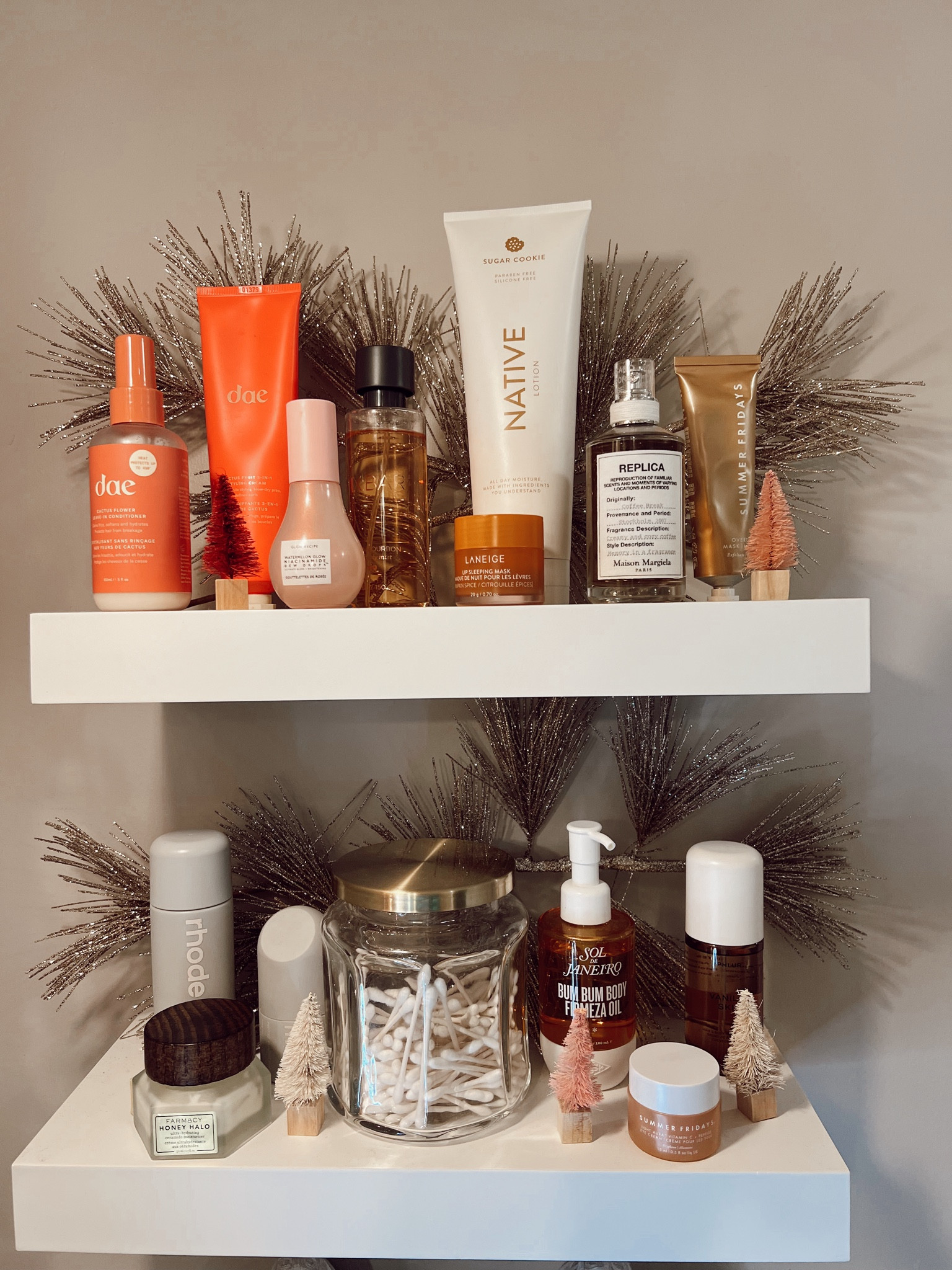 My current beauty favorites that I’m loving right noww

#LTKhome #LTKbeauty #LTKGiftGuide