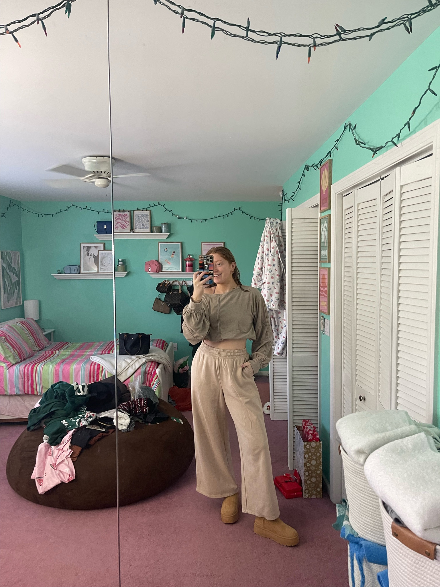 winter cozies 

#LTKSeasonal #LTKGiftGuide #LTKstyletip