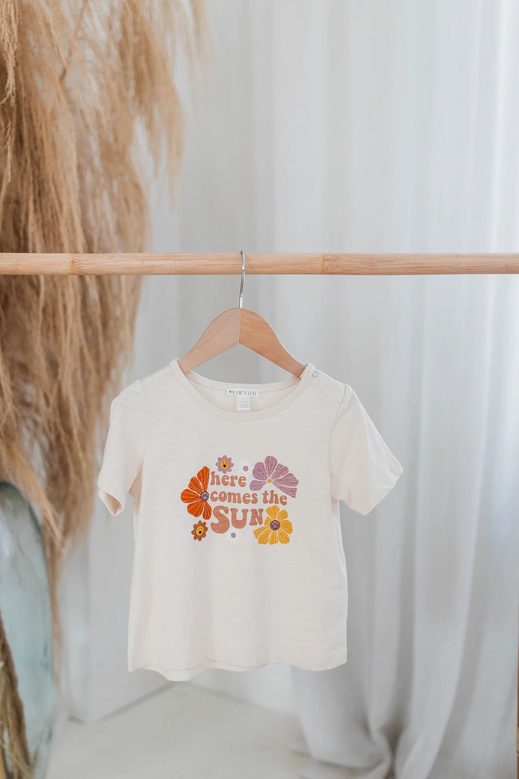 Here Comes the Sun Tee | Graphic T-Shirts for Kids, Toddlers, and Babies | Ollie's Day