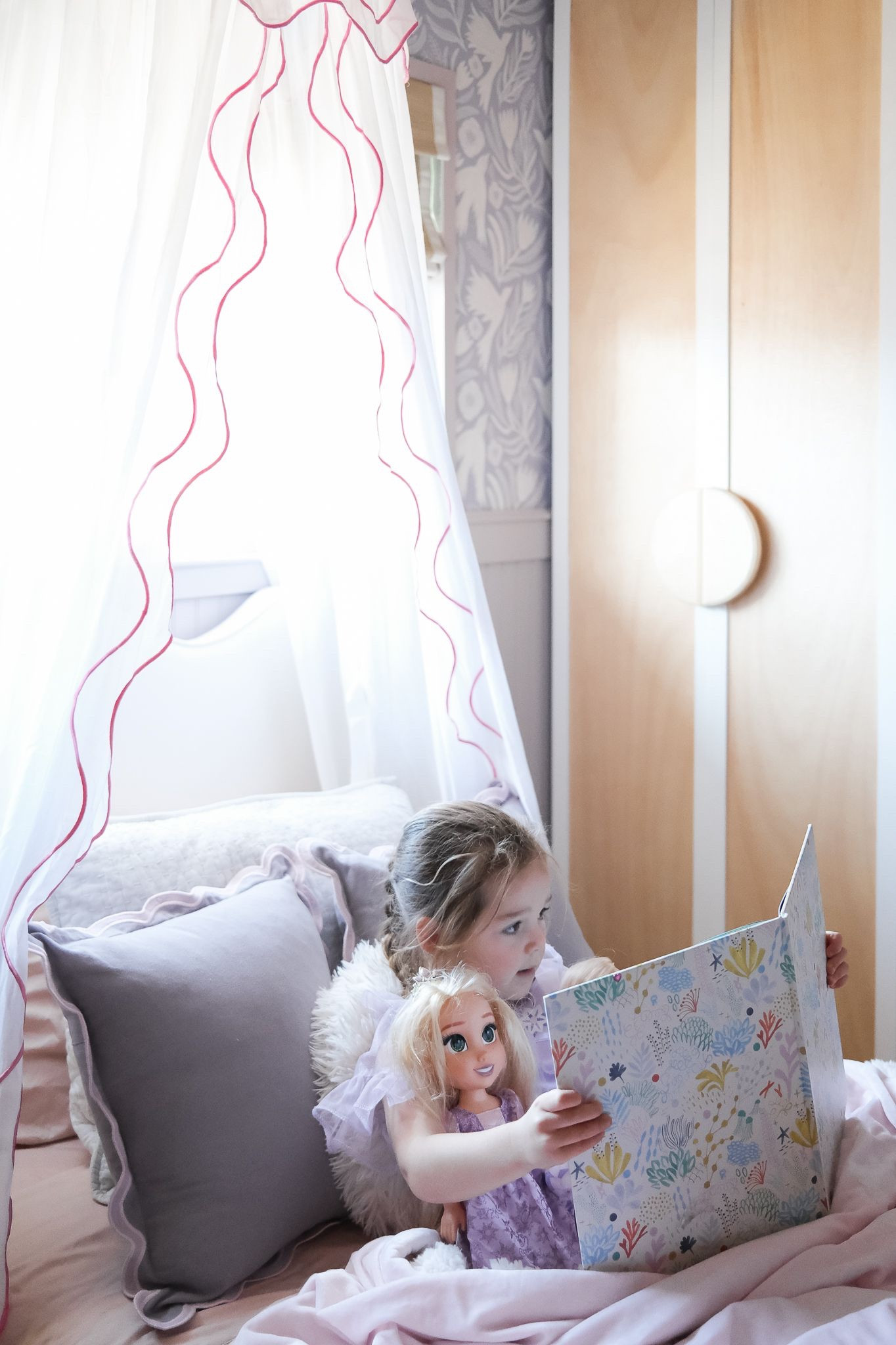 Evie’s cozy winter bedroom additions!


#kidsbedroom #kidsbedroomideas #girlsroom 

#LTKkids #LTKfamily #LTKhome