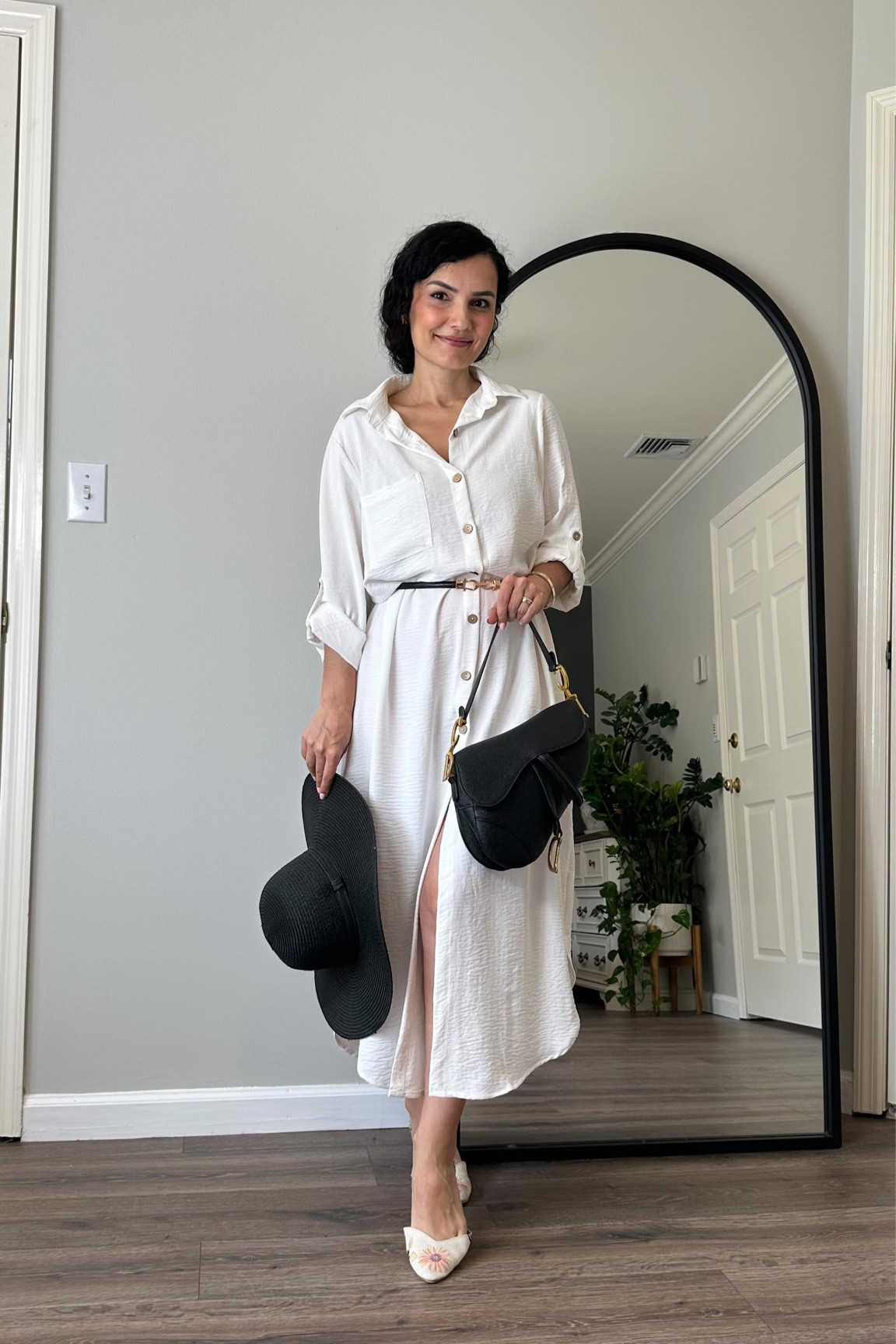 When you find a perfect cover up, of course you get it in 2 colors and wear it as #officewear the same day🤣

Do you wear clothes right away? - It used to take a while before for me, now I want to style them right away 

Styling basic pieces, like simple dress with many existing pieces one of my favourite games lately 

I am a size 4 or S in US🫶

To shop this reel comment the word, “LINK” below and I’ll send you all the outfit details 

✨tap the link in my ig bio @funstyleforall 
✨you can shop all my looks in the @ltk or @amazon  storefront page - follow me there 🫶

Neutral minimal outfit ideas • Pinterest inspired outfits • Parisian style • basic autumnal outfits • wearing Vs styling your clothes • easy outfits

#outfitinspiration #outfitideas #stylingtips 
#capsulewardrobe #styleinspo #casualstyle #winterfashion #outfitideas #springstyle #nospendmonth #fashionblogger