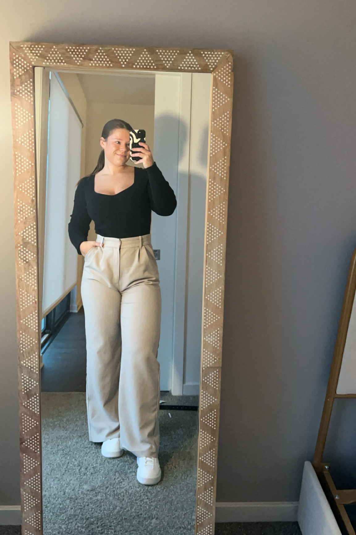 Work outfit of the day


work, work outfit, casual, business casual, corporate outfit, ootd, work ootd, abercrombie, abercrombie style, abercrombie trousers

#LTKfindsunder50 #LTKworkwear #LTKfindsunder100