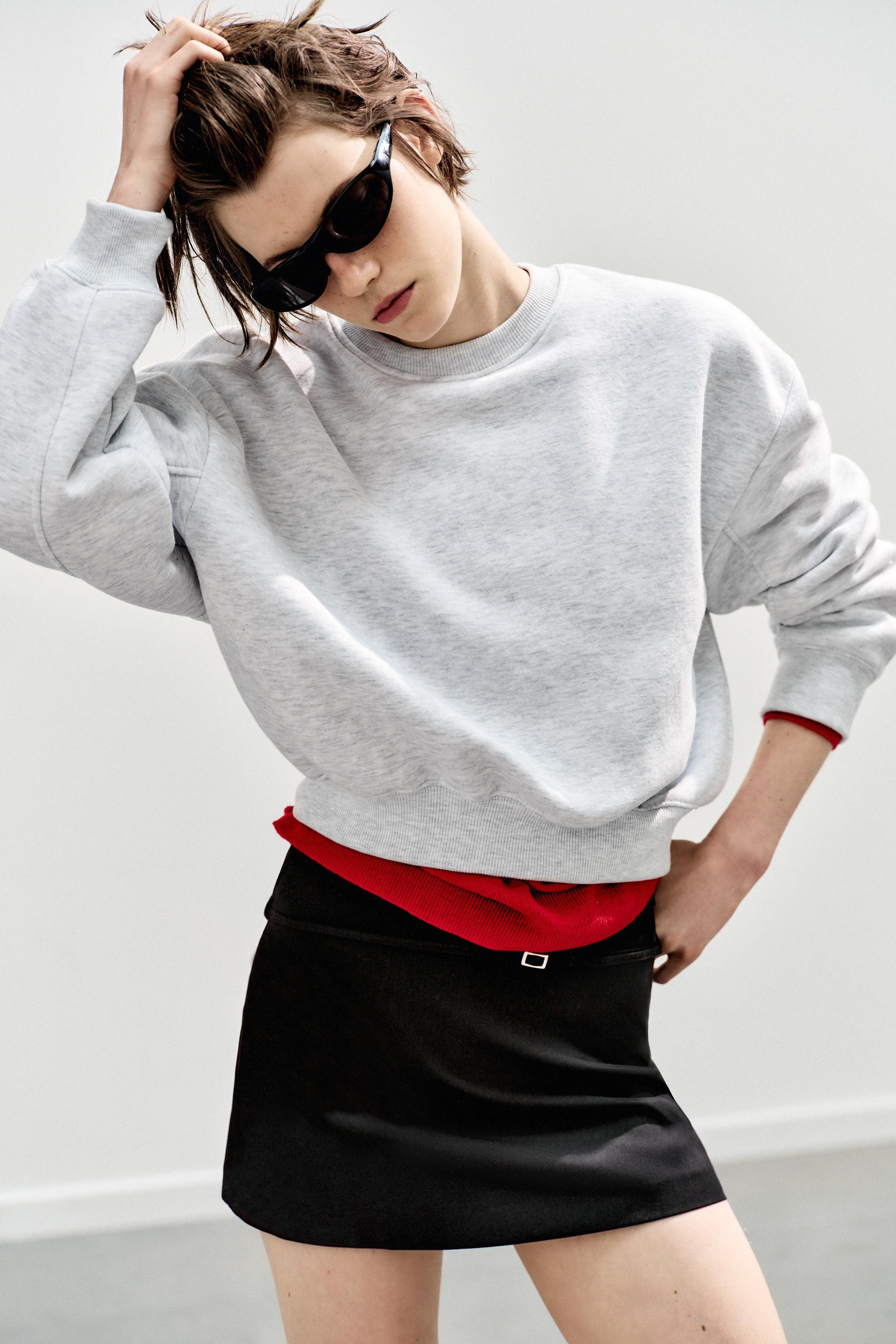 BASIC PLUSH SWEATSHIRT | Zara US