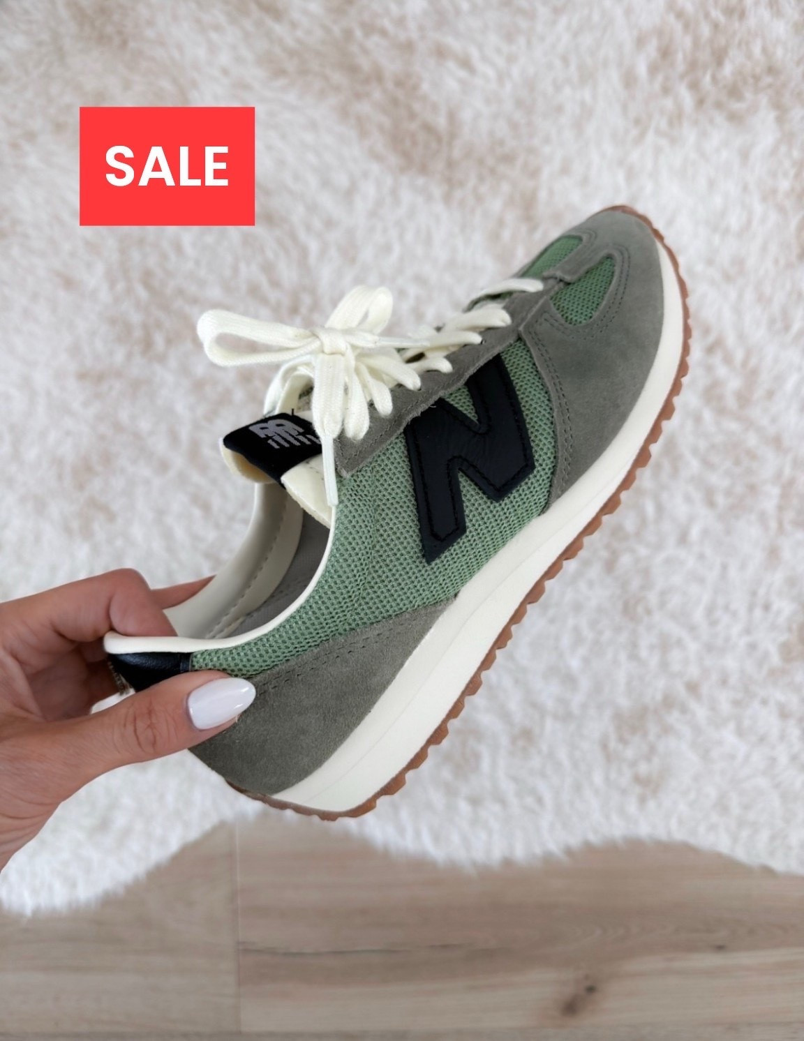 New Balance sneakers on sale!!!!

#LTKSaleAlert