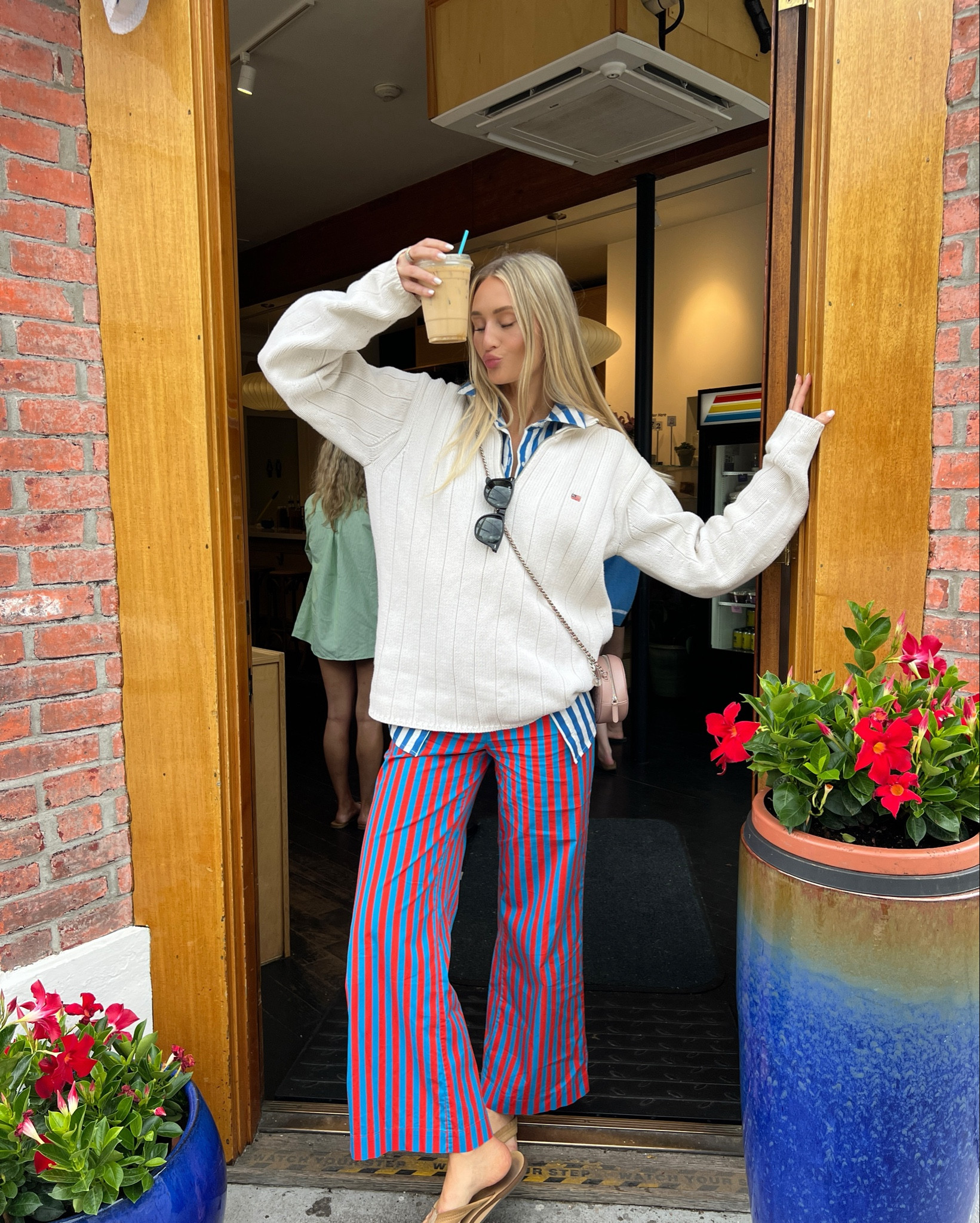 Memorial Day Weekend outfit inspo🇺🇸🫶🏼 my sweater is thrifted Ralph Lauren so I linked similar!

#LTKStyleTip #LTKSeasonal