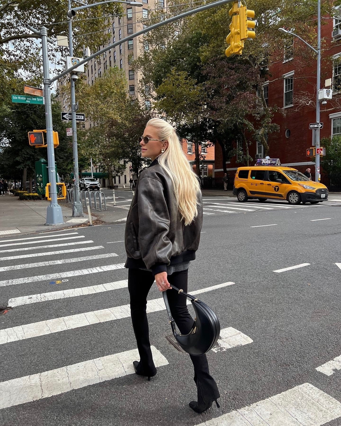 Fall Outfit! Linking similar everything!

#kathleenpost #fallfashion

#LTKSeasonal #LTKStyleTip