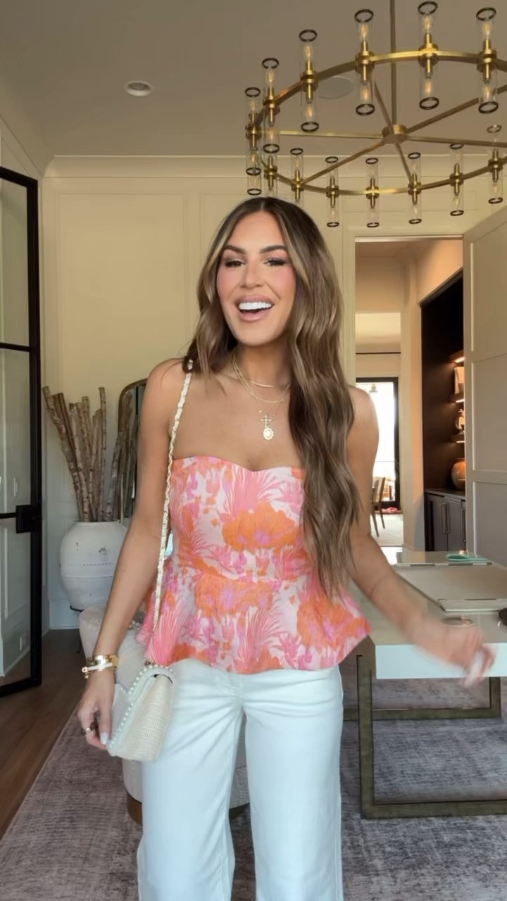 the cutest spring outfit 🧡 so luxe! 

use code hollie40 for 40% off

wearing a small top and 26 in denim 

 