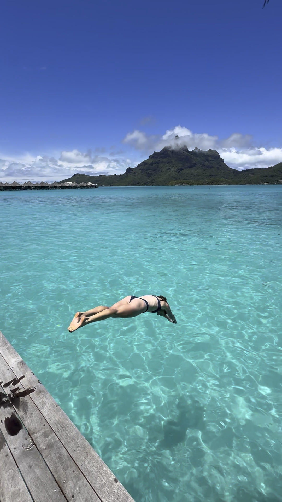 Living in this swimsuit while in Bora Bora

Most of my honeymoon swimsuits were from Revolve, Abercrombie or Hollister 

#LTKSwim #LTKTravel #LTKHoliday