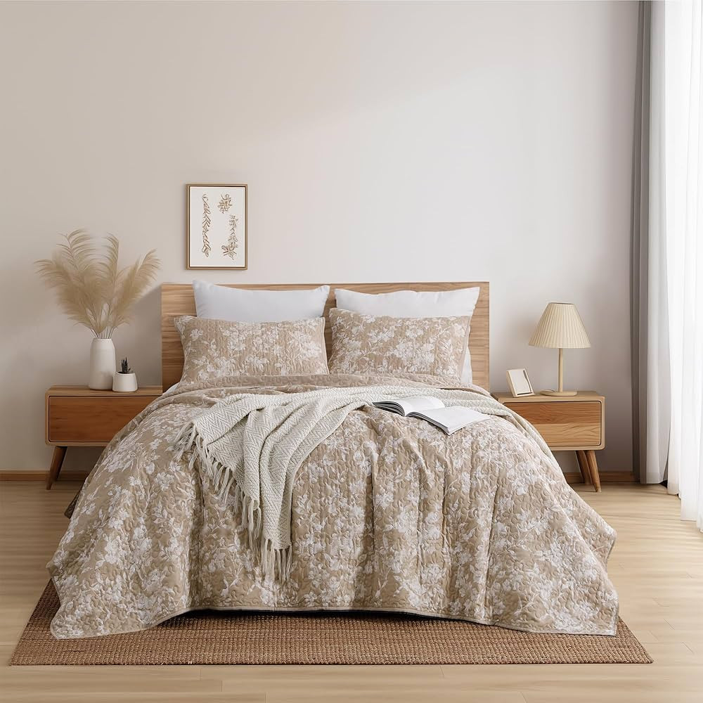 SHALALA Floral Quilt Set Queen Size, Khaki Reversible Quilt Bedding Sets with Pillow Shams, 3 Pie... | Amazon (US)