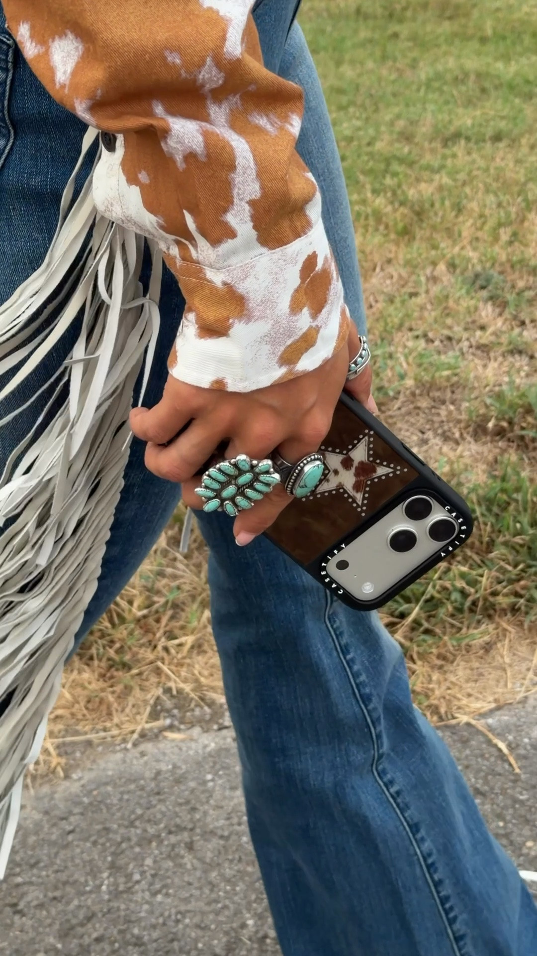 My phone case has to match my outfit!!!!!! there I said it!!! 🤠📱✨
my new @casetify phone case is everything #ad #CASETIFYPartner