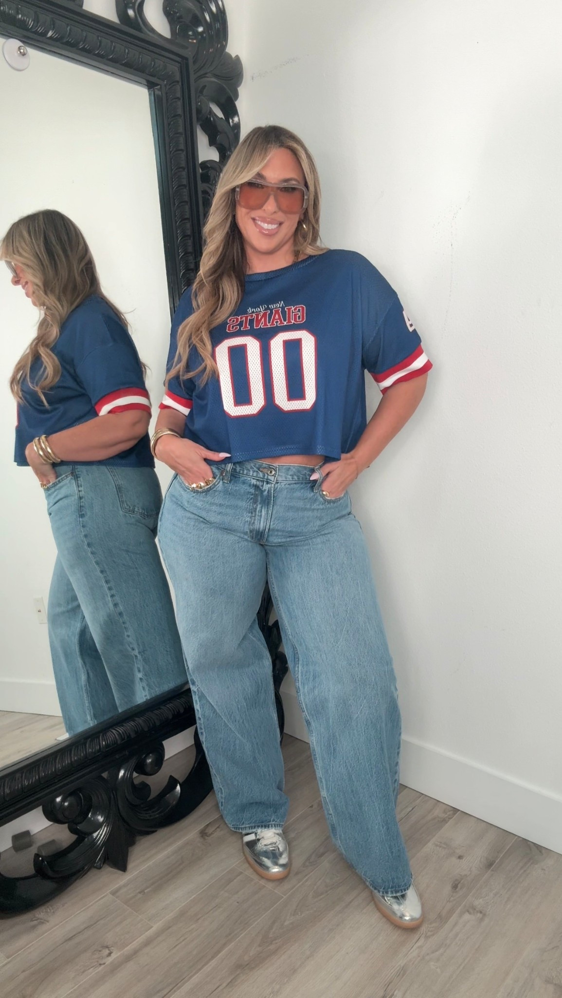 crop jersey size large L (size down runs very oversized) 

curve love fit  (give it extra 2 inches in the hips and butt ) Abercrombie low rise, baggy jeans, size 31 L . I also linked the classic cut. This medium wash is only available in the raw hem. 

hoops size 50mm

Dezi sunglasses linked both retailers