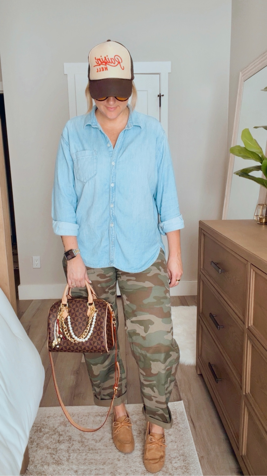 Camo + denim + statement bag = outfit math that just works.

Casual, comfy, but still a little edgy because if I’m leaving the house… I’m making it a look. 

Sometimes the best outfits are the ones you throw together in your head in 10 seconds.

#momstyle #everydayoutfit #over40style #camooutfit #bougieonabudget


#LTKOver40 #LTKmomlife #LTKMidsize
