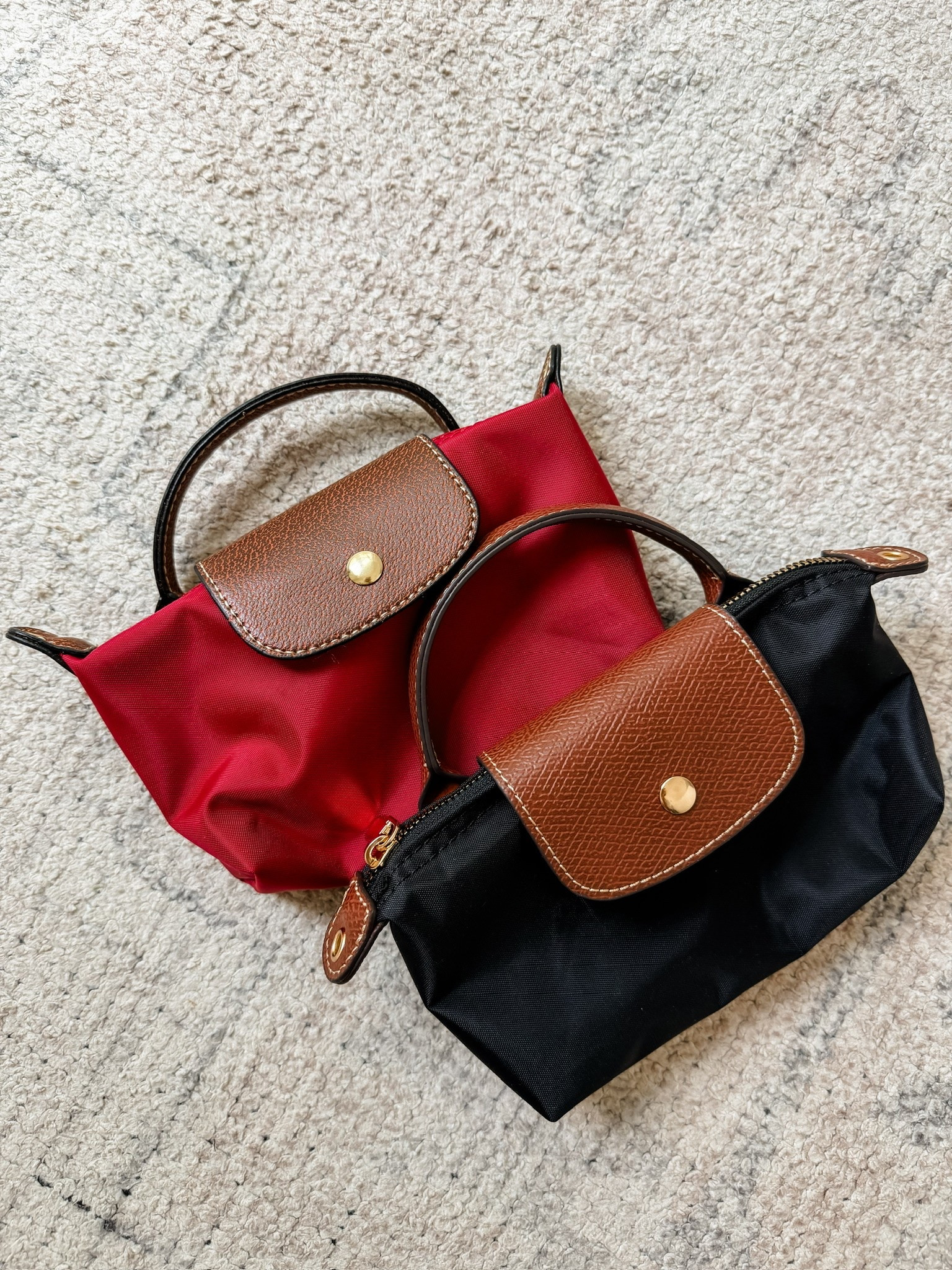 These mini tote bags from Amazon are the best! They are a designer look for less! I got them in red & black because they will work for stadiums! 👏🏼 So excited to use these for game day!

Loverly Grey, game day, mini tote, stadium purse, Amazon

#LTKSeasonal