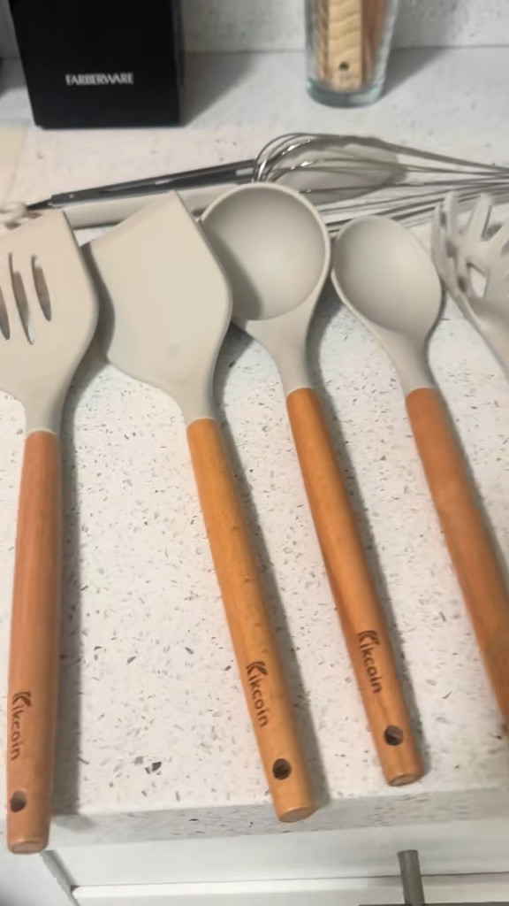 Unbox this perfect set of silicone kitchen utensils. Scratch proof for your pots and pans ! Matching with my new set of pots and pans 😁

#LTKmomlife #LTKHome #LTKSaleAlert