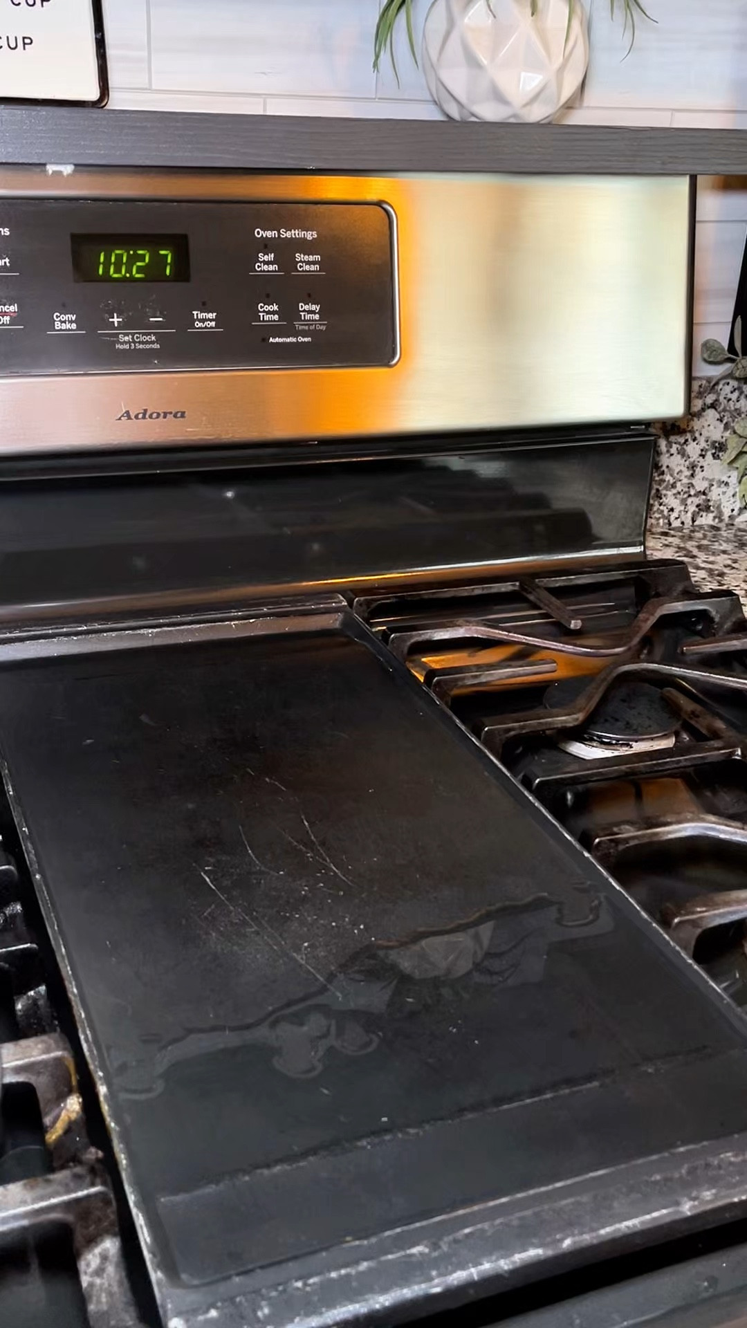 Active gifted me these Swedish dishcloths and honestly, they're the best addition to my kitchen ✨

They absorb like a thick paper towel, clean like a high quality dish cloth, and you can sanitize them in the microwave!

No more gross sponges over here. 🤢

#Ad #activedishcloths #kitchenfinds
#homeorganization #CleanHome #ecofriendly #cleaninghack

#LTKHome #LTKmomlife #LTKdayinmylife