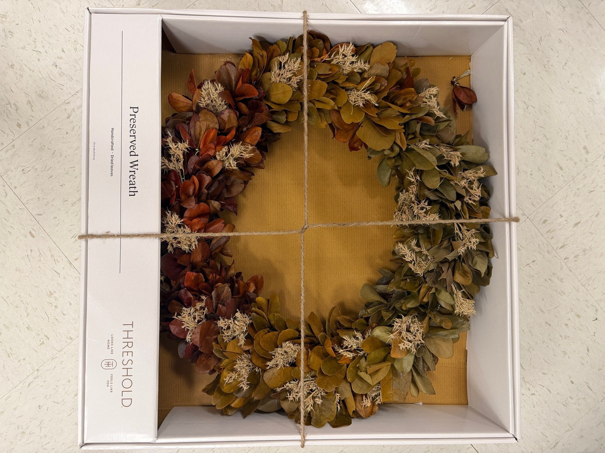 Target Tuesday 🍂🤎

If you love a big, statement-making fall wreath, this one is SO good! 🍁 It’s large enough to make an impact on your front door and instantly gives your house that cozy fall feel.

Such a pretty Target find for fall! 🍂

@Target

#LTKHome #LTKOver40 #LTKSaleAlert