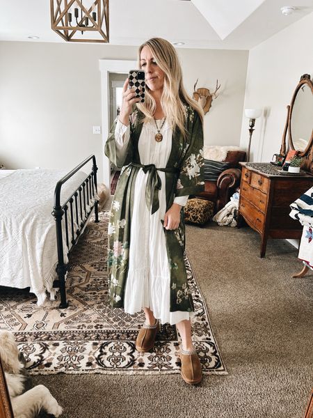 Beautiful robe from @Ulivary. RUN23 for extra 20% off   #ad @shop.ltk #liketkit like.it/xx
