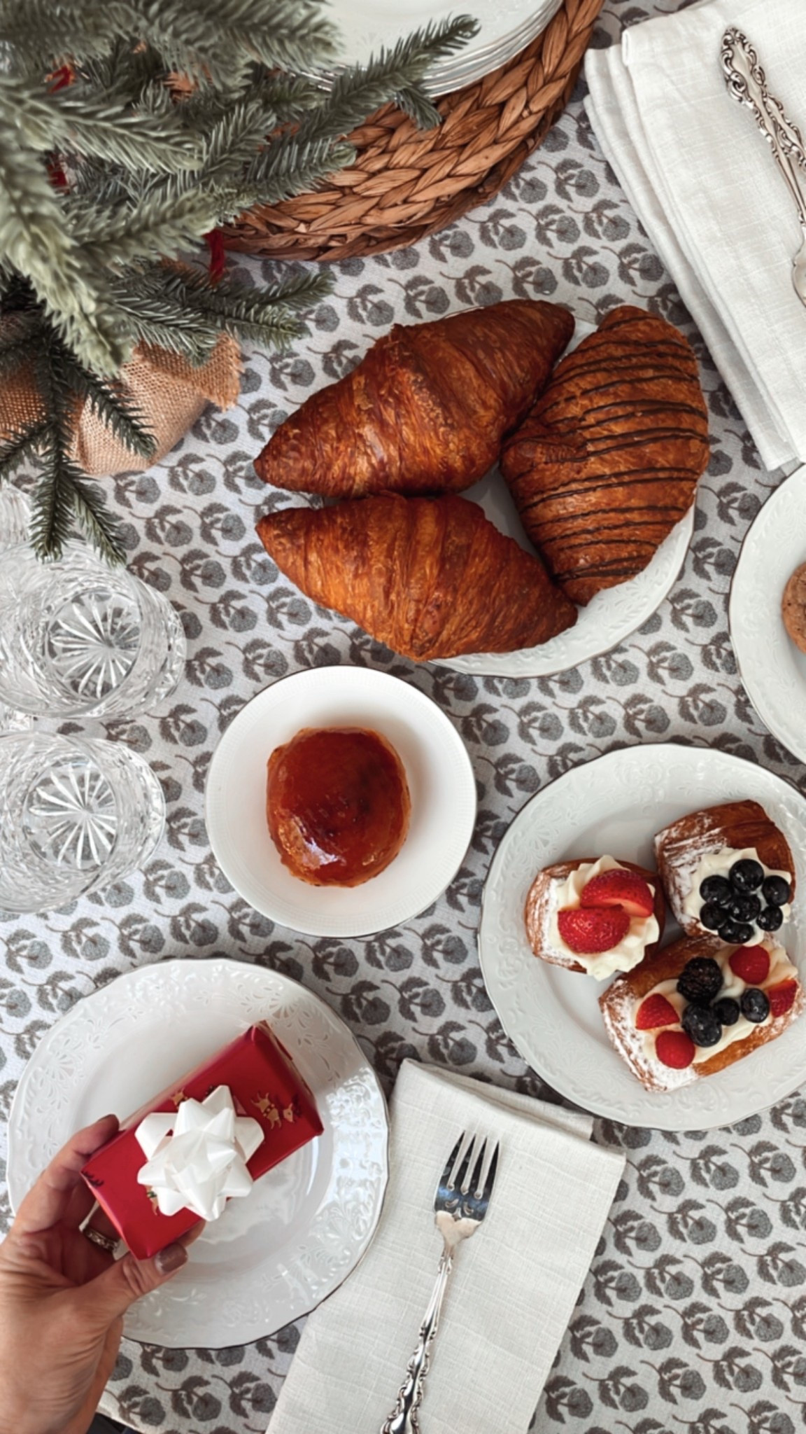 Christmas breakfast table using a fabric from Two Pages Curtains 🙌🏻

#tablecloth #tablescape #holidayparty #christmastea #teaparty #tabledecor 

#LTKfoodie #LTKHome #LTKHoliday