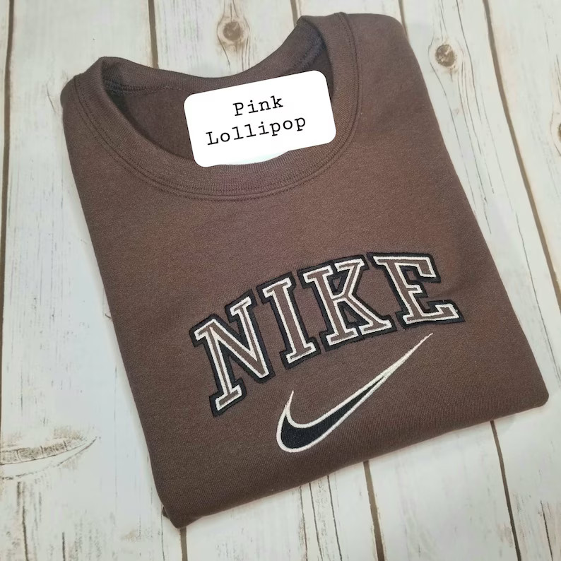 Read the full title
    Brown outline sweatshirt Vintage Embroidered handmade | Etsy (US)