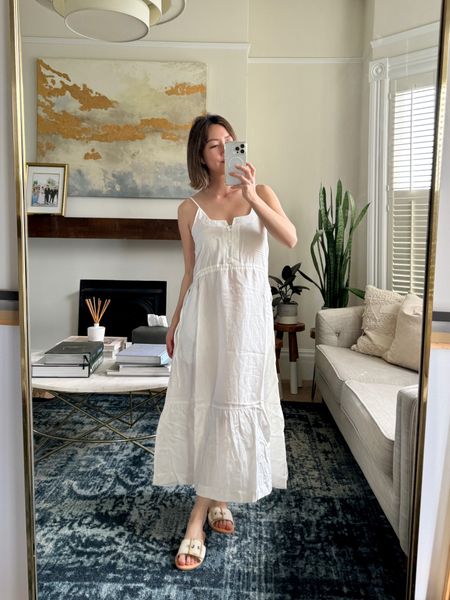 Linen dress from Darling. Very comfortable and breathable . Great for hot summer days. 