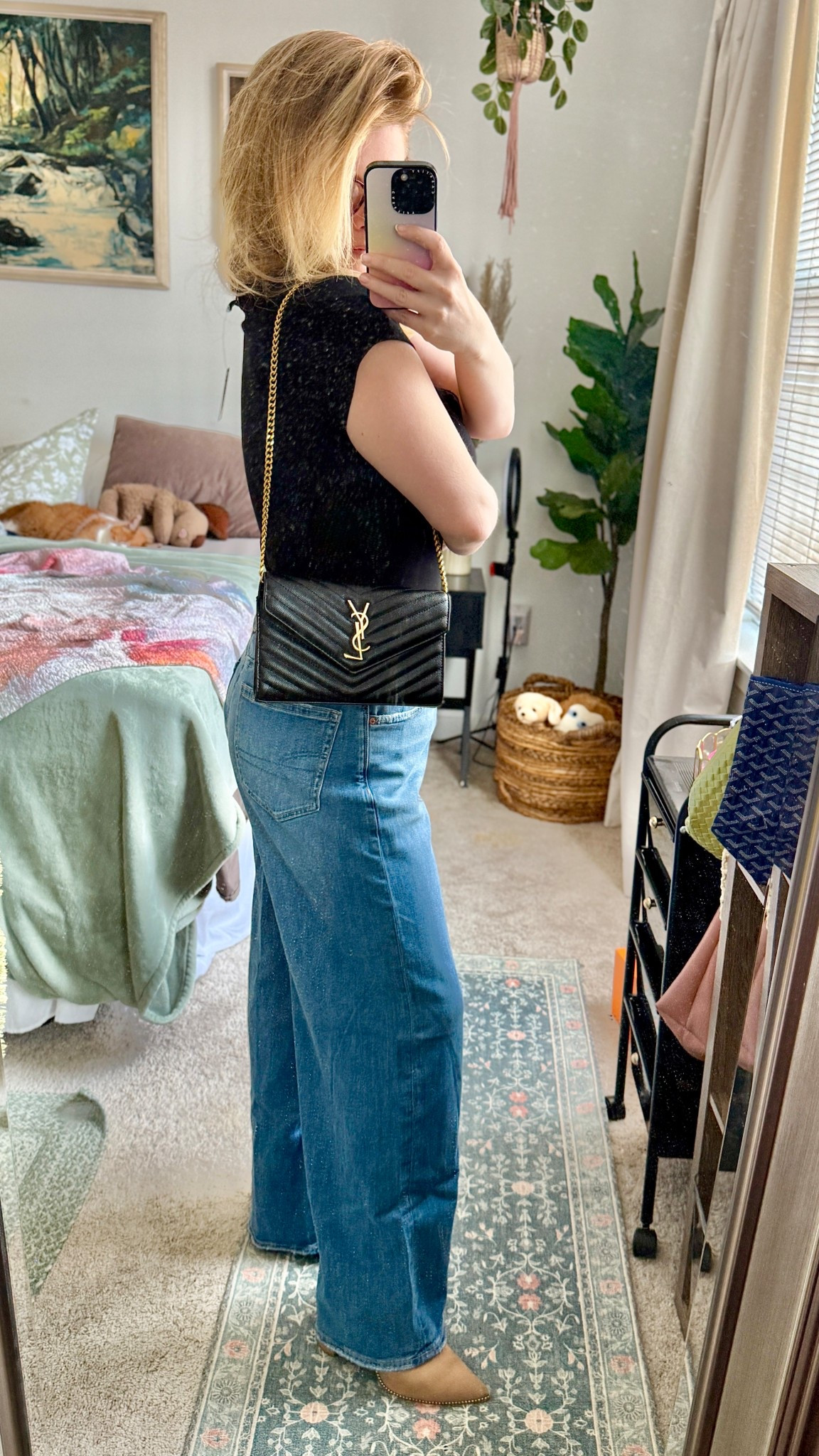 Apologies for my dusty mirror but how cute is this bag! DH Gate 💛. 

#LTKFindsUnder50 #LTKItBag #LTKMidsize