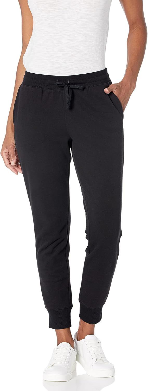 Amazon.com: Amazon Essentials Women's French Terry Fleece Jogger Sweatpant (Available in Plus Siz... | Amazon (US)