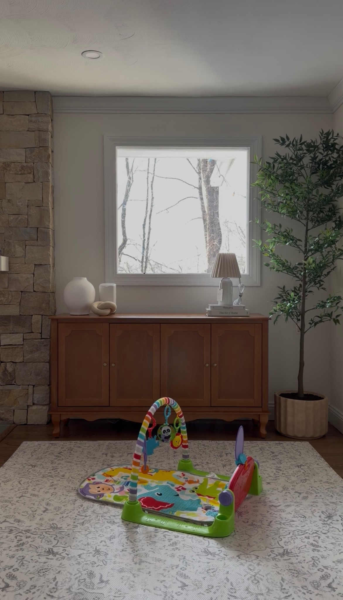 BABY PLAY SPACE in the living room✨

Baby toys// baby play// living room decor

#LTKmomlife #LTKBaby #LTKHome