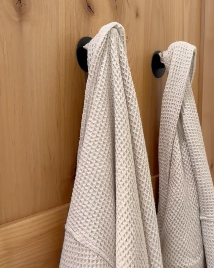 Adhesive hooks great for both long term and temporary spaces! 




Bathroom storage, bathroom organization 

#LTKHome #LTKFamily #LTKVideo