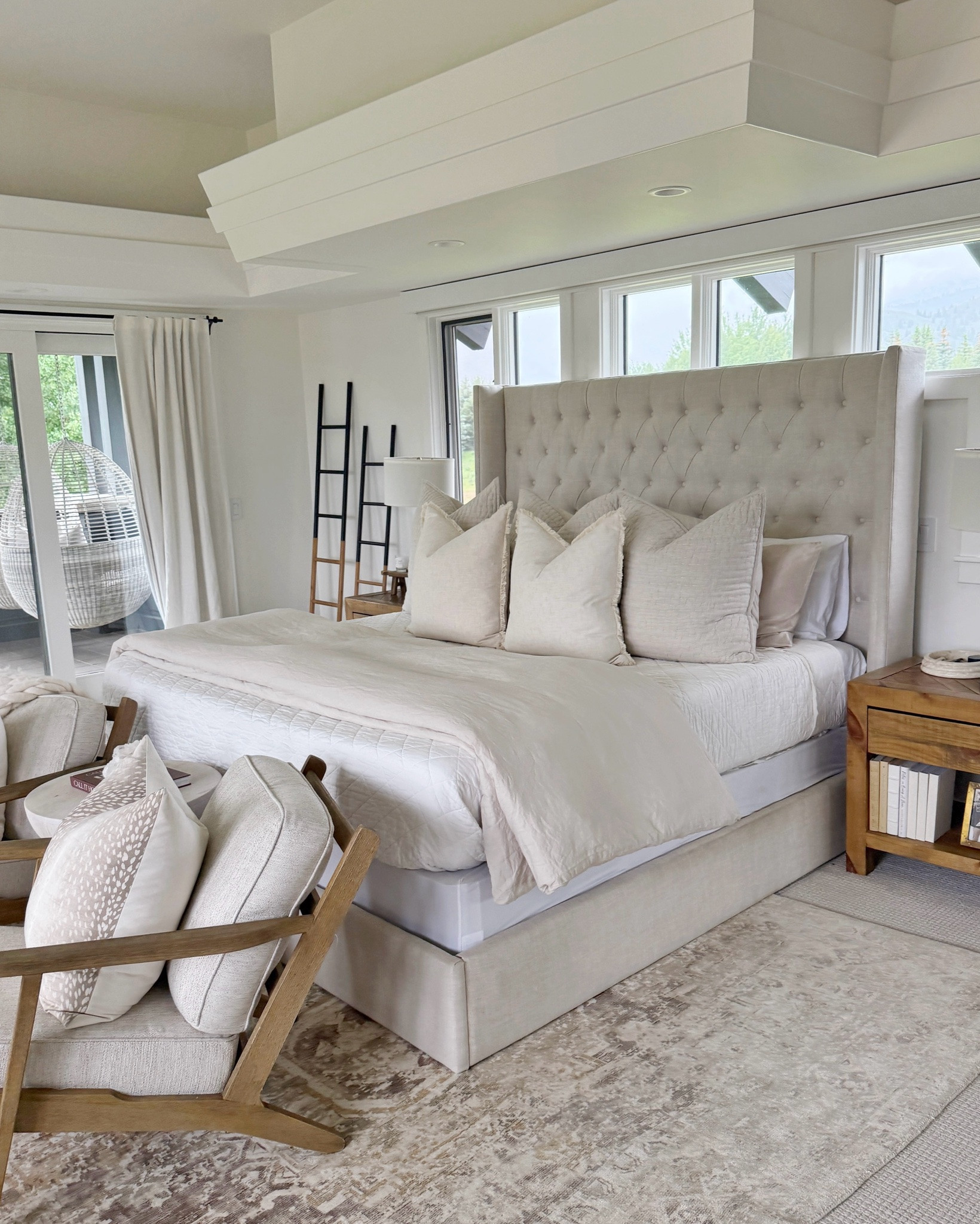 Natural fiber, low-tox bedding (no plastic) from @Quince 🤍🛏️ I’m loving their affordable organic cotton sheets, linen duvet, silk pillow cases and euro shams! Neutral perfection and great deals to made in your bedroom today!
#QuincePartner

#LTKHome #LTKSeasonal