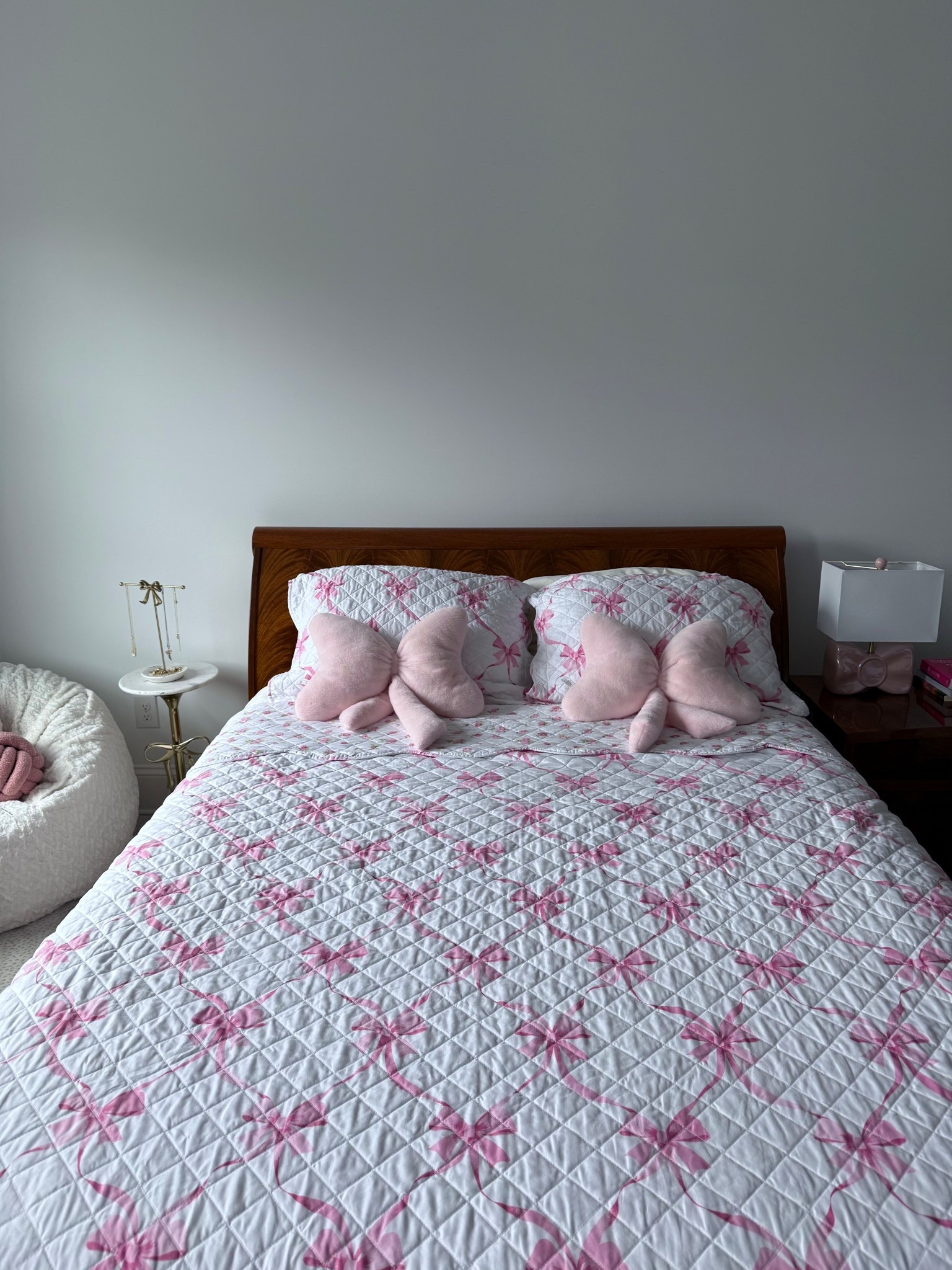 Tween bedroom
Tween bedding
Bows
Bow bedding 
Girl’s room


#LTKHome #LTKKids #LTKFamily