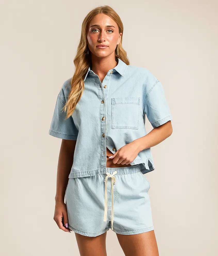 Everyday Denim Shirt | Buckle