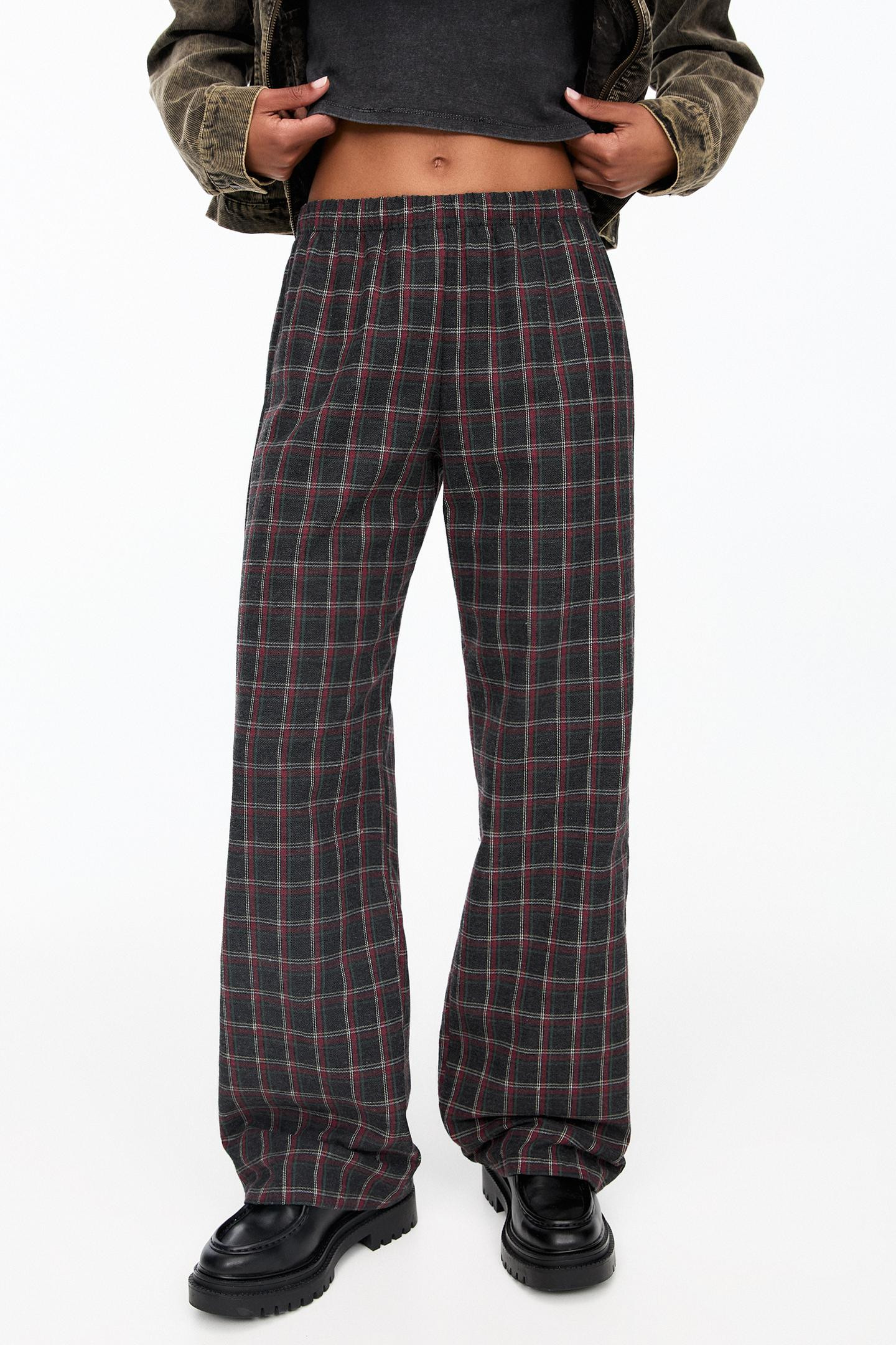 Karierte Hose mit Stretchbund | PULL and BEAR DE