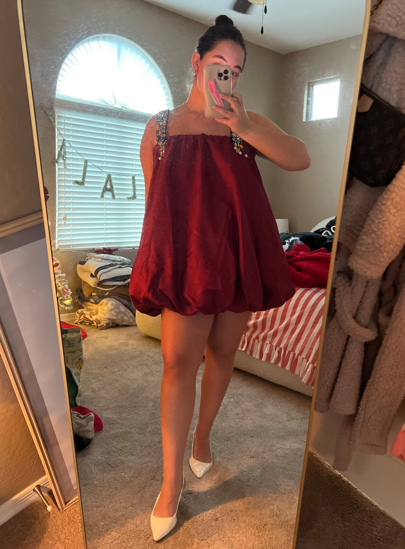 Anthro dress from last year so out of stock): but I will link ones with a similar vibe!!! Use code ANTHRO30 for 30% off!❤️

#anthropologie #dresses #holiday #outfitinspo

#LTKHoliday #LTKMidsize #LTKootd