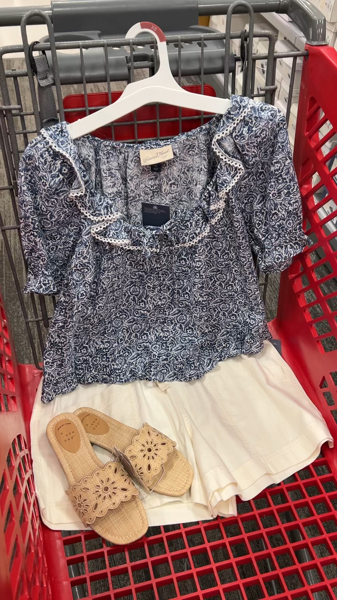 Target top and shorts outfit idea, love this blue and white combo. #targetstyle